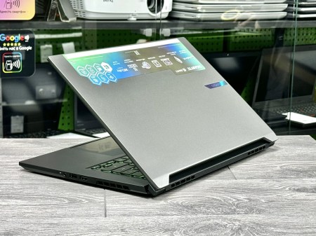 Gigabyte Aero X16 EG61H 4
